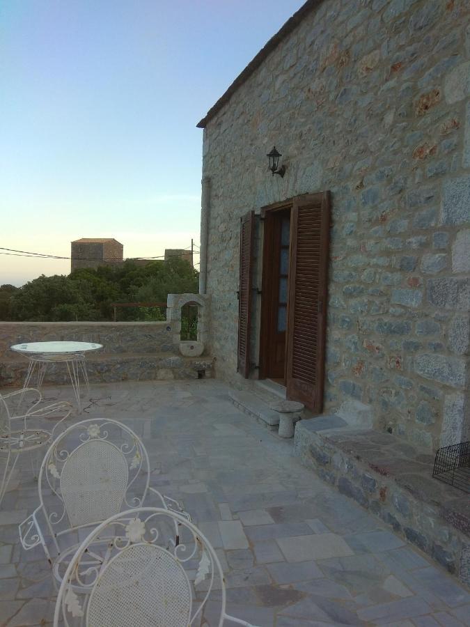 Villa Peace In The Wildest Landscape Of Mani à Láyia Extérieur photo